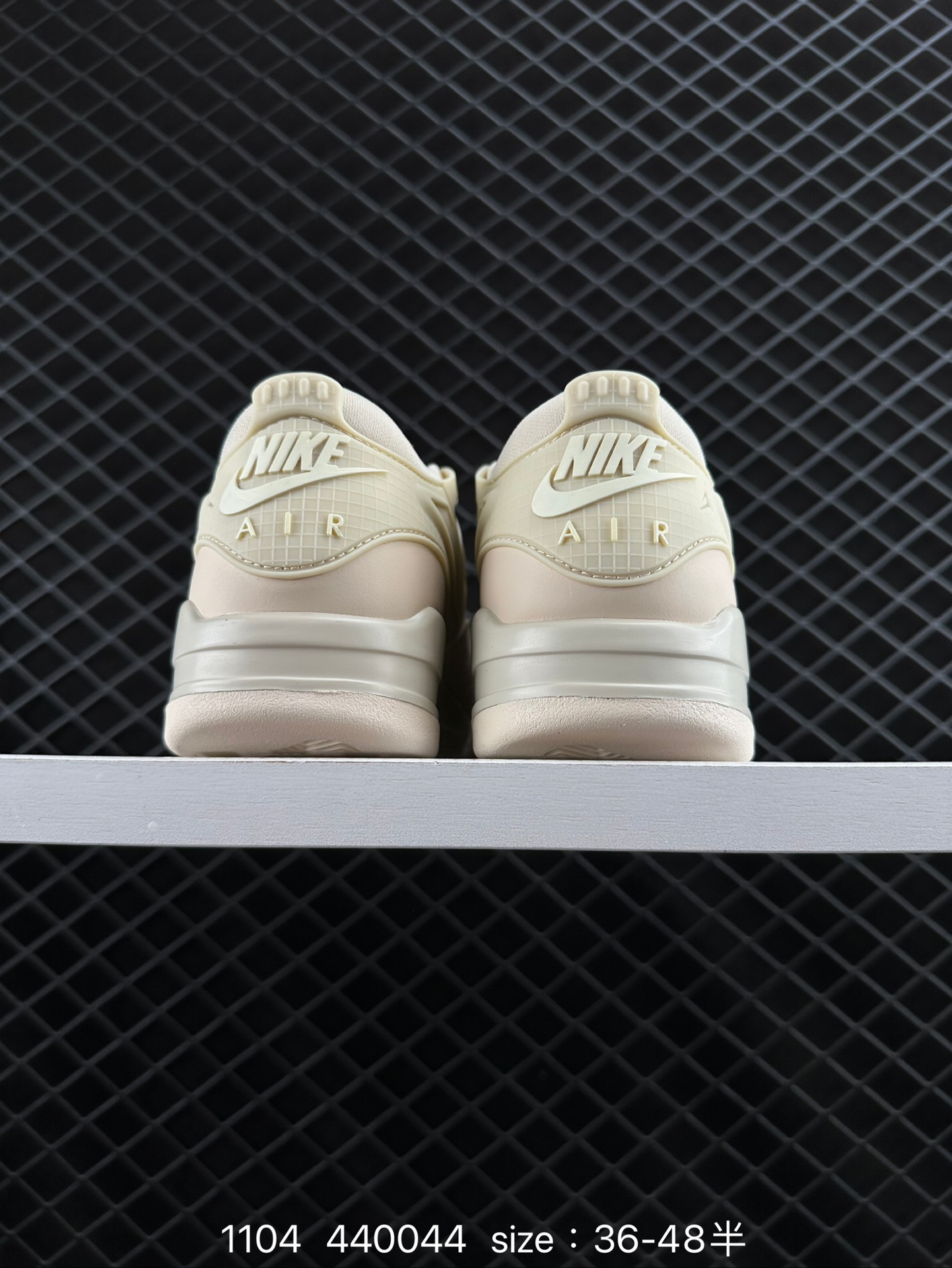 NK Wmns Air Jordan 4 Retro RM